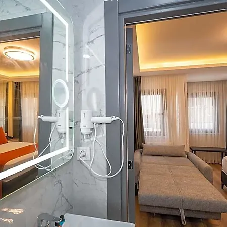 Robin Hotel 4*